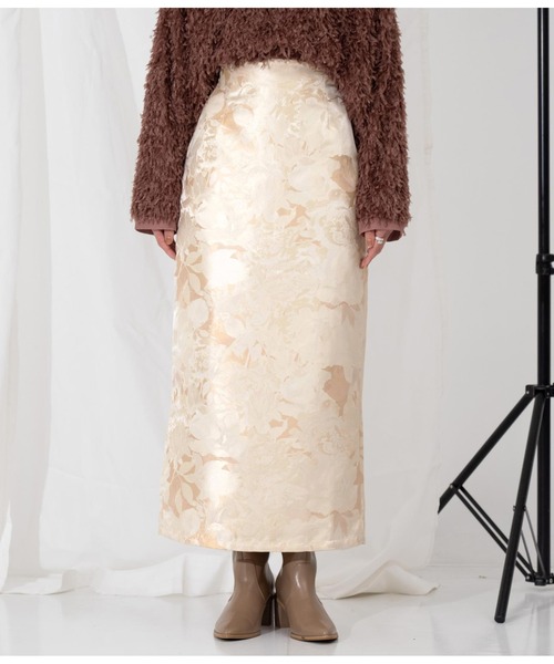 Settimissimo（セッティミッシモ）の「ジャガードフラワー Iラインスカート ナロースカート（スカート・レディース・アイボリー/イエロー・FREE）」の15枚目の写真