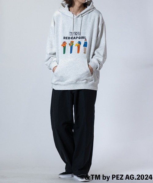 Red Cap Girl(レッドキャプガール)の「【a-r】〔PEZ×RedCapGirl〕イラスト刺繍&プリント オーバーサイズ HOODIE(パーカー・メンズ・アイボリー/アッシュグレー/ダークグレー/ネイビー・LARGE/MEDIUM/X-LARGE)」の8枚目の写真