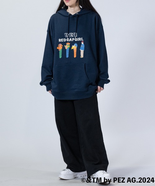 Red Cap Girl(レッドキャプガール)の「【a-r】〔PEZ×RedCapGirl〕イラスト刺繍&プリント オーバーサイズ HOODIE(パーカー・メンズ・アイボリー/アッシュグレー/ダークグレー/ネイビー・LARGE/MEDIUM/X-LARGE)」の11枚目の写真