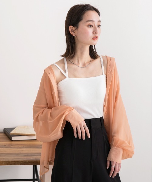 ad thie（アドティエ）の「カップ付き・ショート スクエアキャミソール（キャミソール・レディース・オフホワイト/グレー/ブラウン/ブラック・FREE）」の7枚目の写真