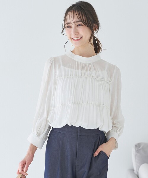 ANY SIS(エニィスィス)の「【洗える】シャーリングシアー ブラウス(シャツ/ブラウス・レディース・アイボリー系/ブラック系/スカイブルー系・2)」の3枚目の写真