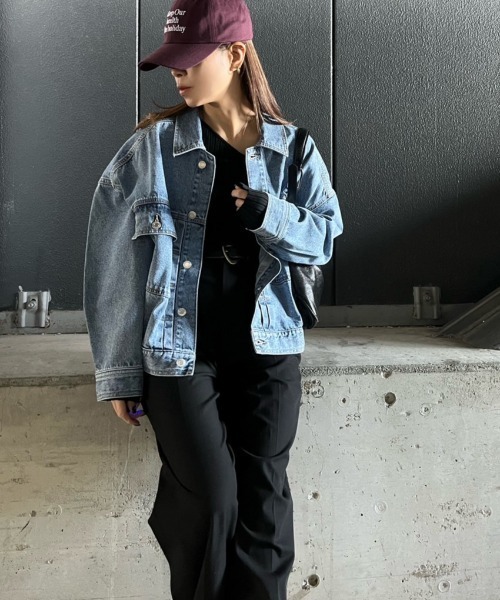 Ada.(エイダ)の「デニム ビッグシルエット Gジャン(デニムジャケット・レディース・ブルー/ブラック・M/L)」の11枚目の写真