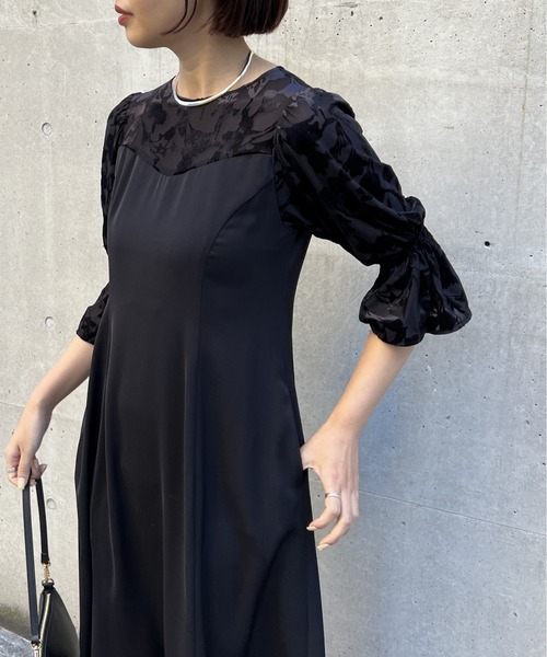A part by（アパートバイ）の「【セレモニー】レースドッキングフレアワンピース（ドレス・レディース・ブラック/ネイビー・FREE/SMALL）」の17枚目の写真