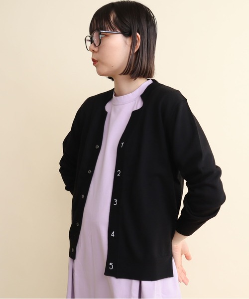 【セール】C/Li 数字刺繍 Vカーディガン（カーディガン/ボレロ）｜I am I in fact...（アイアムアイインファクト）