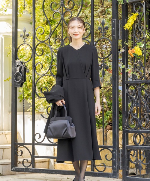 セール】【喪服・礼服】ショート丈ジャケットとカシュクールワンピース