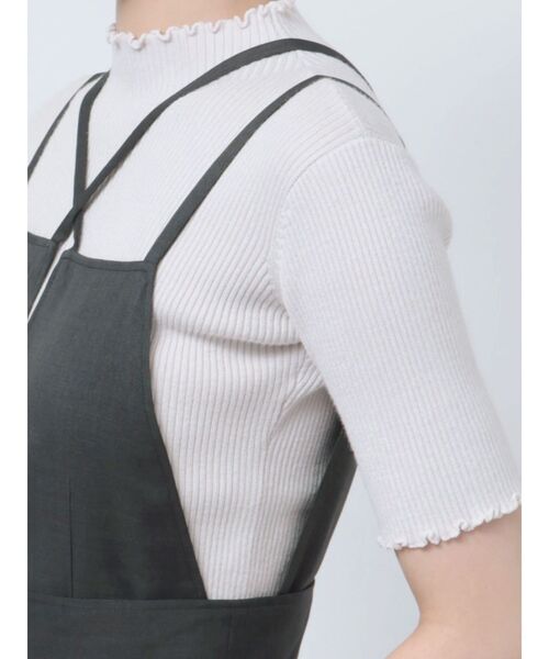 MURUA（ムルーア）の「2WAYストラップショルダーロンパース（ワンピース・レディース・ダークグレー/ベージュ・1/2）」の9枚目の写真