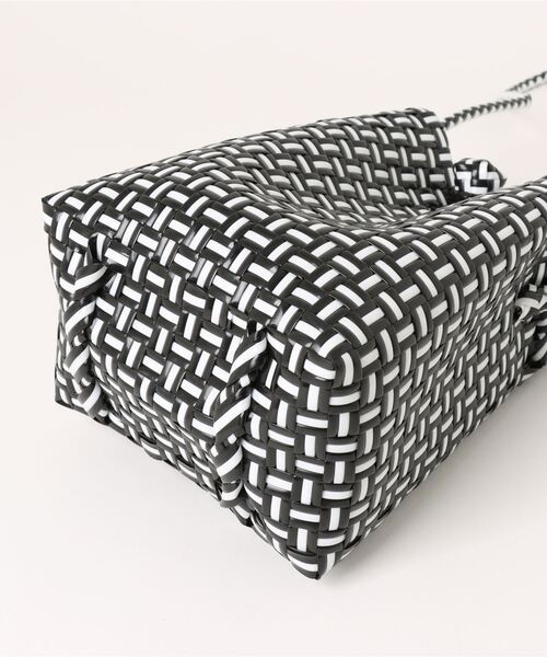 salle de bal(サルデバル)の「Earthical / アーシカル PASAR BAG パサールバッグ メルカドバッグ ショルダーバッグ TCI(ショルダーバッグ・レディース・レッド系/ライトグレー/その他1/グリーン系その他/ブラック系その他・FREE)」の8枚目の写真