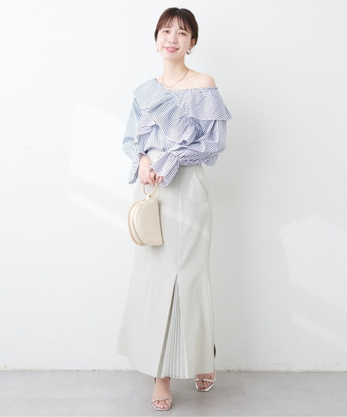 natural couture(ナチュラルクチュール)の「プリーツちらりお上品レディスカート(スカート・レディース・ライトベージュ/ブラック/ライトグレー・FREE)」の11枚目の写真