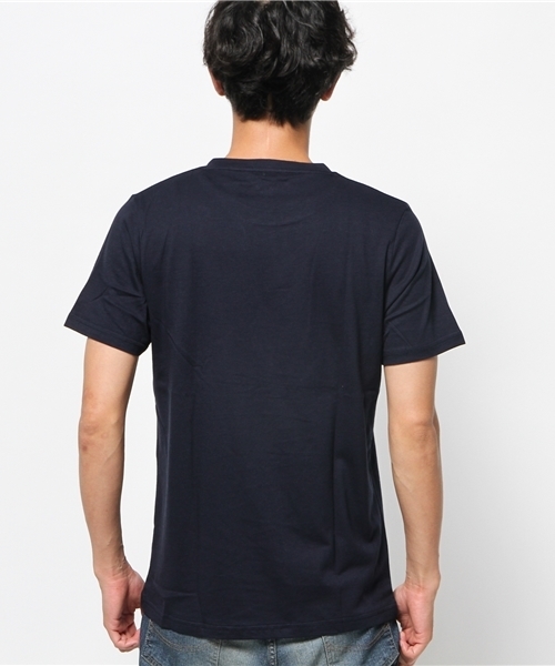 ikka（イッカ）の「GIZAフレンチロゴクルーネックT（Tシャツ/カットソー・メンズ・ネイビー/オフホワイト/オリーブ/マスタード・LARGE/MEDIUM/X-LARGE/SMALL）」の7枚目の写真