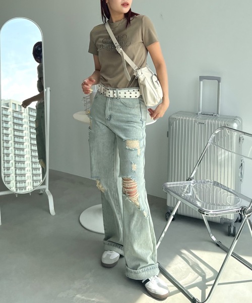 SHAGGIE（シャギー）の「ラメプリントクルーネックTEEシャツ（T