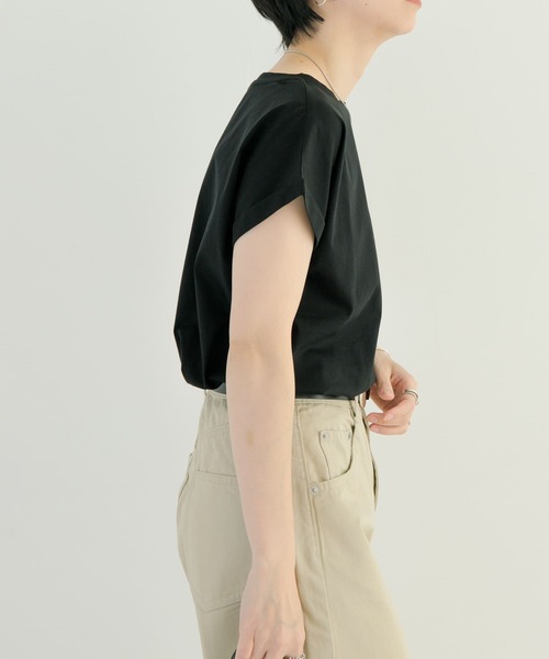 URBAN RESEARCH(アーバンリサーチ)の「スーピマコットンTシャツ(Tシャツ/カットソー・レディース・グレー系その他/ブラック/カーキ/ホワイト・FREE)」の21枚目の写真