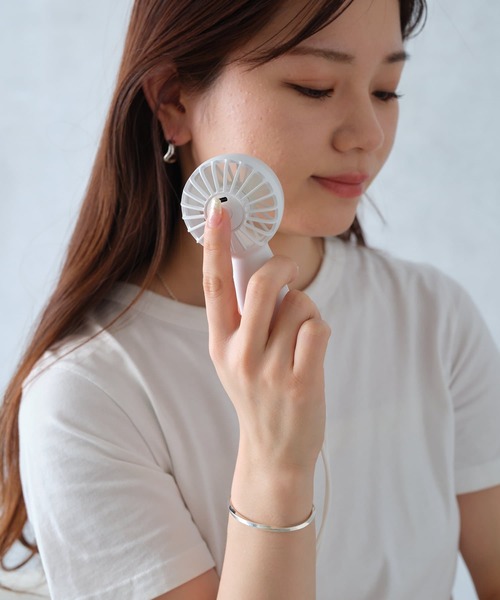 BIRTHDAY BAR(バースデイバー)の「pocket handy fan mini 扇風機(生活家電・レディース・ネイビー/ホワイト・フリー)」の3枚目の写真