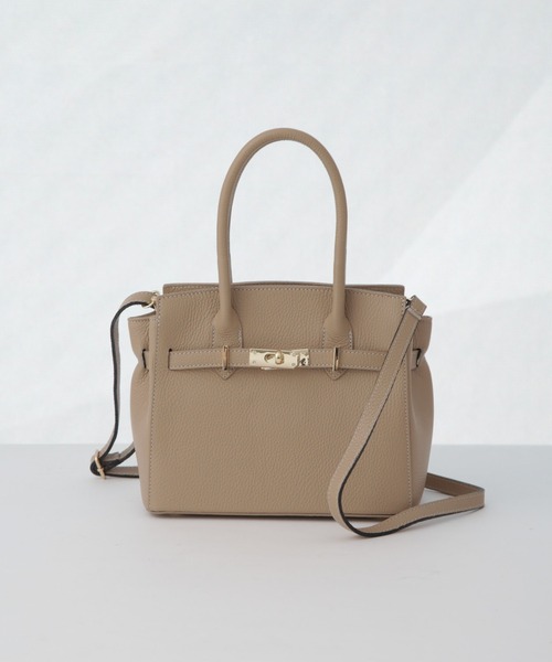 AULENTTI（オウレンティ）の「AULENTTI/ターンロックモチーフ２wayトートバッグ（トートバッグ・レディース・ブラック/ベージュ・FREE）」の8枚目の写真