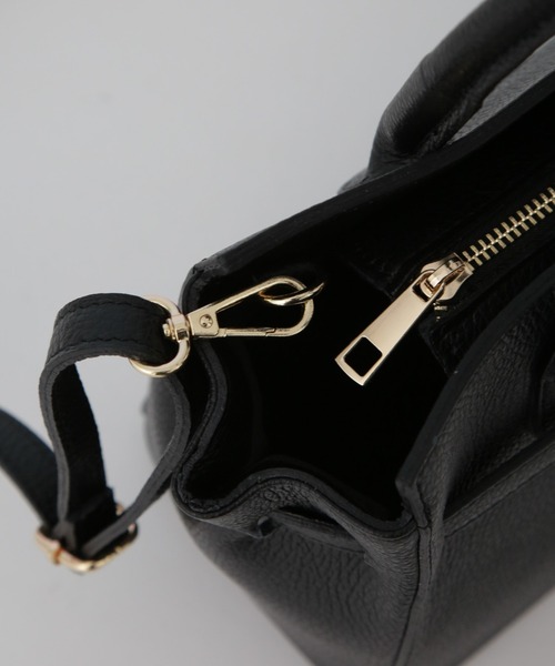 AULENTTI（オウレンティ）の「AULENTTI/ターンロックモチーフ２wayトートバッグ（トートバッグ・レディース・ブラック/ベージュ・FREE）」の12枚目の写真