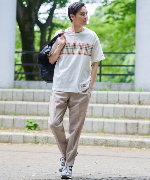 Arnold Palmer（アーノルドパーマー）の「パーマーチェック シェア ドッキング Ｔシャツ（Tシャツ/カットソー・レディース・ホワイト/ベージュ/ネイビー・XS/S/M/L/LL）」の17枚目の写真