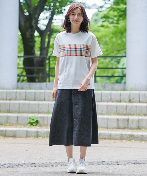 Arnold Palmer（アーノルドパーマー）の「パーマーチェック シェア ドッキング Ｔシャツ（Tシャツ/カットソー・レディース・ホワイト/ベージュ/ネイビー・XS/S/M/L/LL）」の19枚目の写真