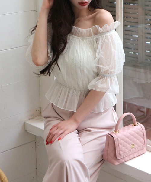 ROYAL PARTY（ロイヤルパーティー）の「ラメチュールオフショルトップス（Tシャツ/カットソー・レディース・イエロー/オフホワイト/グレー・FREE）」の5枚目の写真