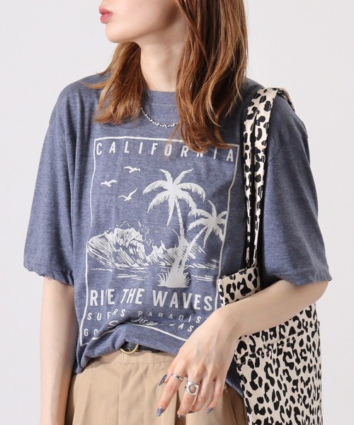 FUNALIVE(ファンアライブ)の「サーフプリント半袖Tシャツ(Tシャツ/カットソー・メンズ・サックスブルー系/ベージュ系/サックスブルー/ネイビー系/ブルー/グレー/ピンク/ピンク系・M/LL/L)」の6枚目の写真
