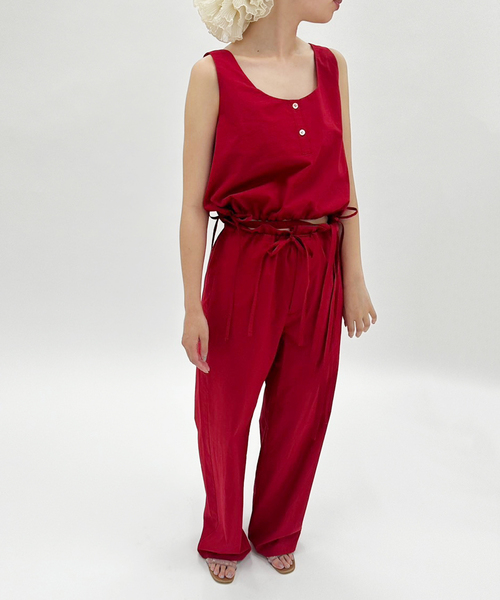 セール】【VERSO/ヴェルソ】Cropped Sleeveless Strap Top
