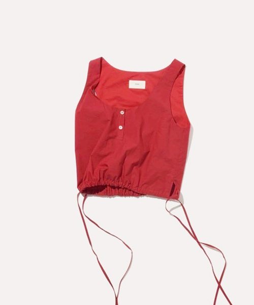 セール】【VERSO/ヴェルソ】Cropped Sleeveless Strap Top