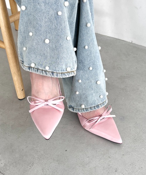 Loueme（ルエム）の「ポインテッドトゥリボンヒールパンプス（パンプス・レディース・ブラック/シルバー/ピンク・23.5cm/24.5cm）」の10枚目の写真