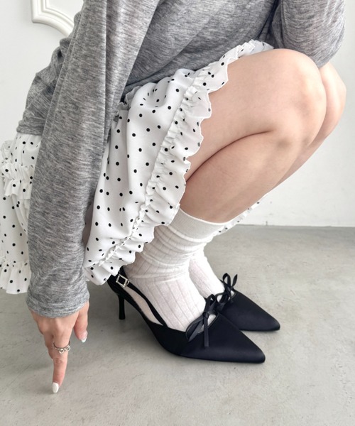 Loueme（ルエム）の「ポインテッドトゥリボンヒールパンプス（パンプス・レディース・ブラック/シルバー/ピンク・23.5cm/24.5cm）」の20枚目の写真