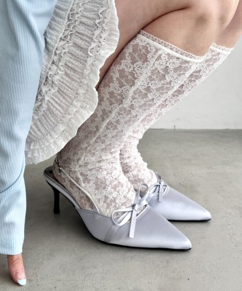 Loueme（ルエム）の「ポインテッドトゥリボンヒールパンプス（パンプス・レディース・ブラック/シルバー/ピンク・23.5cm/24.5cm）」の21枚目の写真