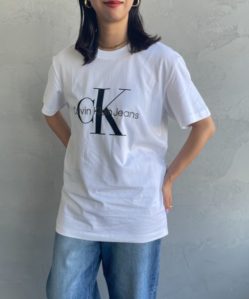 Calvin Klein（カルバン・クライン）の「[Calvin Klein/カルバンクライン] モノグラムロゴ プリントTシャツ（Tシャツ/カットソー・レディース・ホワイト/ブラック・M/L/S）」の10枚目の写真