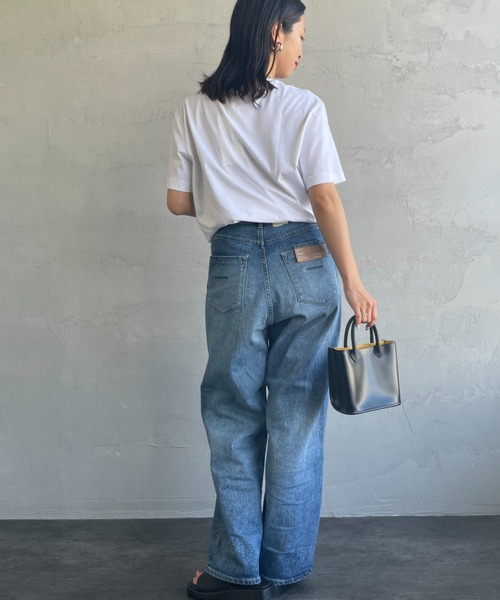 Calvin Klein（カルバン・クライン）の「[Calvin Klein/カルバンクライン] モノグラムロゴ プリントTシャツ（Tシャツ/カットソー・レディース・ホワイト/ブラック・M/L/S）」の9枚目の写真