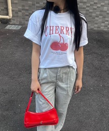 チェリープリント半袖Tシャツ