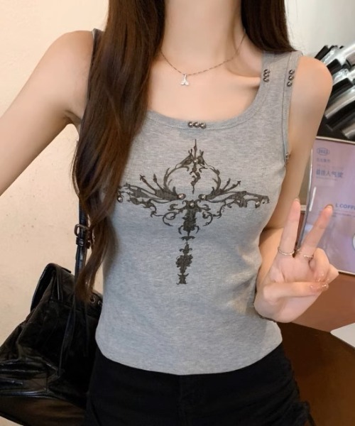 .KOM(ドットコム)の「A'GEM/9 × .kom 『.KOM/ドットケーオーエム』クロス柄タンク(タンクトップ・レディース・ブラック/グレー/ホワイト・FREE)」の19枚目の写真