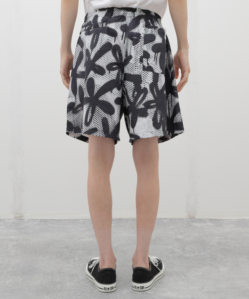 SHELTECH(シェルテック)の「SHELTECH × R.KAMIYAMA BLACK PRINT SHORTS(その他パンツ・メンズ・ブラック・MEDIUM/X-LARGE/LARGE)」の5枚目の写真