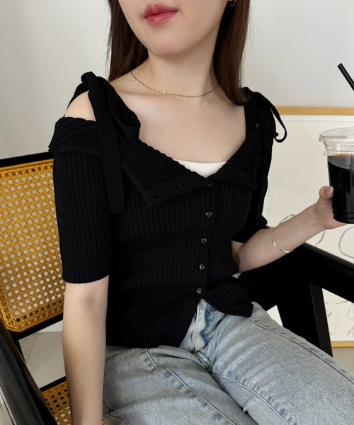 one after another NICE CLAUP(ワンアフターアナザーナイスクラップ)の「肩リボン2WAYニット(ニット/セーター・レディース・ブラック/グレー/ホワイト/ベージュ・FREE)」の12枚目の写真