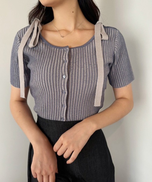 one after another NICE CLAUP(ワンアフターアナザーナイスクラップ)の「肩リボン2WAYニット(ニット/セーター・レディース・ブラック/グレー/ホワイト/ベージュ・FREE)」の22枚目の写真