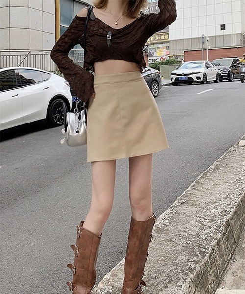 c.u.l(シーユーエル)の「レザーライク ミニスカート culw721(スカート・レディース・ブラック/アイボリー/カーキ・L/M)」の18枚目の写真