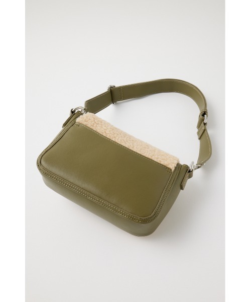 MOUSSY(マウジー)の「BOA SADDLE バッグ(ショルダーバッグ・レディース・ブラック/カーキ・FREE)」の16枚目の写真