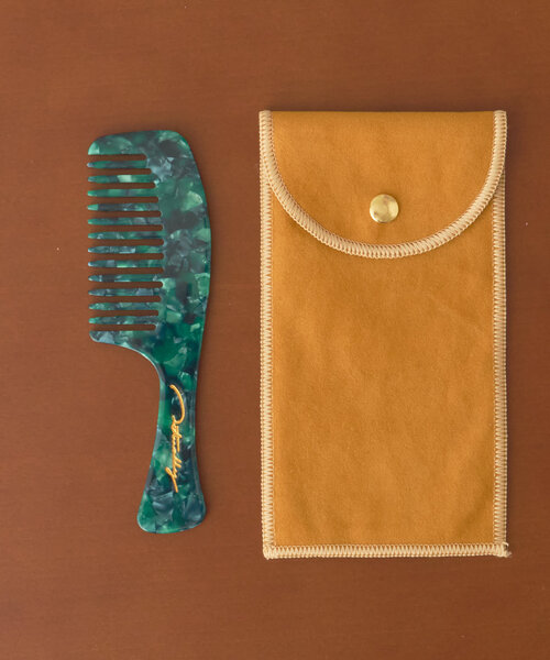 Actually（アクチュアリー）の「アセチコーム　持ち手付（ヘアブラシ・レディース・ブラウン/イエロー/グリーン・0）」の10枚目の写真