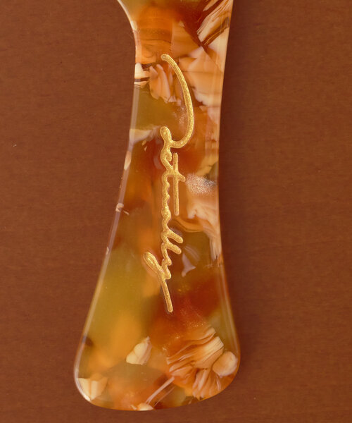 Actually（アクチュアリー）の「アセチコーム　持ち手付（ヘアブラシ・レディース・ブラウン/イエロー/グリーン・0）」の15枚目の写真