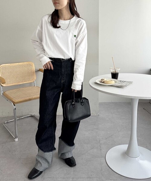 DISCOAT(ディスコート)の「【新色追加!/WEB限定】ハート刺繍ワンポイントロンT(Tシャツ/カットソー・レディース・オフホワイト/チャコールグレー/ホワイト/ホワイト系その他/ホワイト系その他2・MEDIUM)」の22枚目の写真