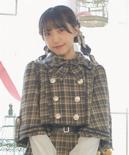 axes femme POETIQUE(アクシーズファムポエティック)の「ダブルボタンケープジャケット(テーラードジャケット・レディース・ブラウン/ブラック/グリーン・MEDIUM)」の6枚目の写真