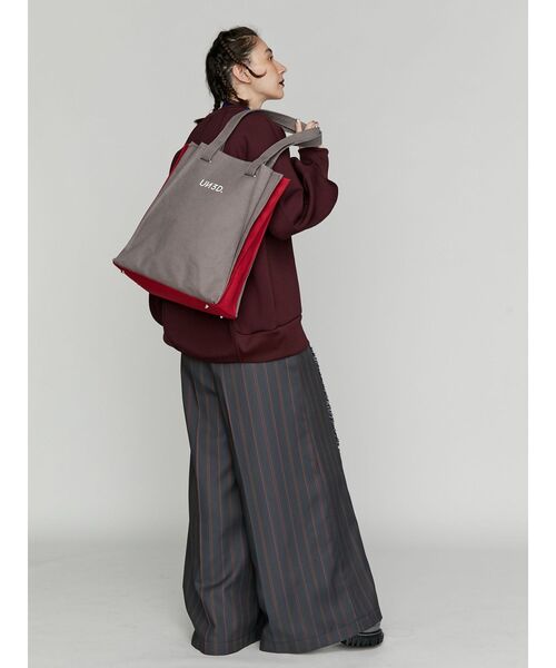 k*o様 アンスリード　オリガミプリーツ　ワンピース　バイカラー　カラーブロック UN3D.（アンスリード）の「BI-COLOR ORIGAMI PLEATS TOTE / バイ