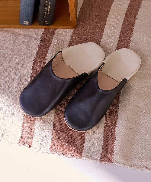 collex（コレックス）の「ツートーンバブーシュ L（ルームシューズ/スリッパ・レディース・ブラック/グレー・フリー）」の3枚目の写真