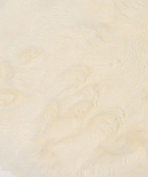 LAKOLE(ラコレ)の「ファークッション / 151424(クッション/クッションカバー・レディース・ホワイト/ブラック/グレー・FREE)」の9枚目の写真