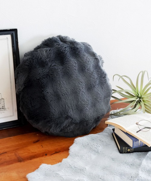 LAKOLE(ラコレ)の「ファークッション / 151424(クッション/クッションカバー・レディース・ホワイト/ブラック/グレー・FREE)」の14枚目の写真