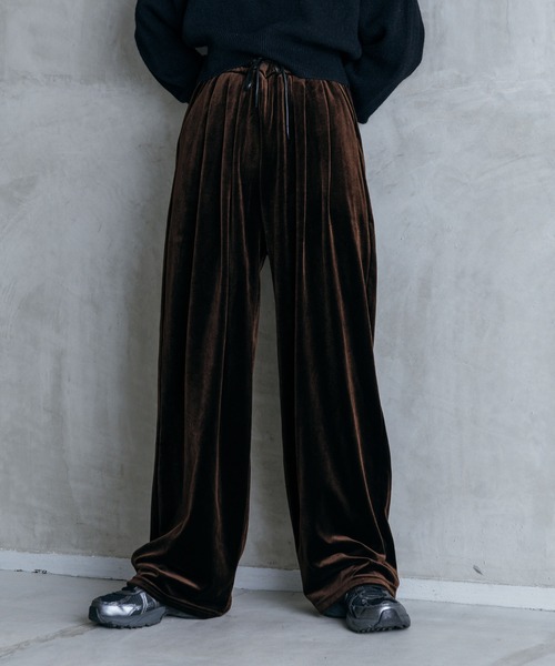 LIENCOEUR（リアンクール）の「ベロアルーズパンツ（その他パンツ・レディース・ネイビー/ブラウン/ブラック・MEDIUM/SMALL）」の3枚目の写真