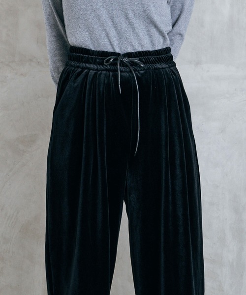 LIENCOEUR（リアンクール）の「ベロアルーズパンツ（その他パンツ・レディース・ネイビー/ブラウン/ブラック・MEDIUM/SMALL）」の21枚目の写真