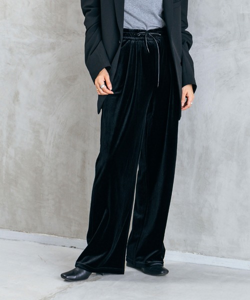 LIENCOEUR（リアンクール）の「ベロアルーズパンツ（その他パンツ・レディース・ネイビー/ブラウン/ブラック・MEDIUM/SMALL）」の5枚目の写真