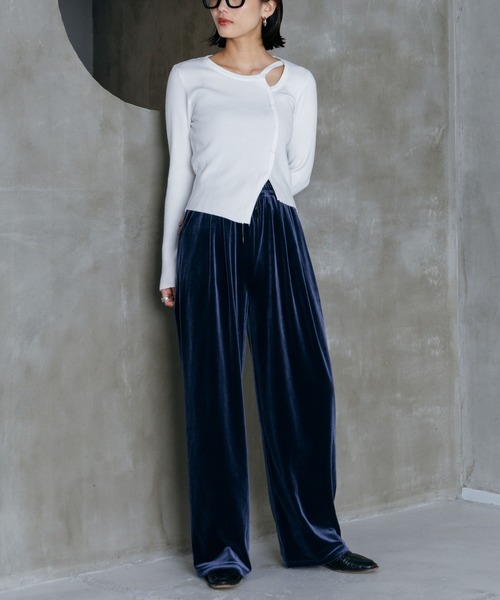 LIENCOEUR（リアンクール）の「ベロアルーズパンツ（その他パンツ・レディース・ネイビー/ブラウン/ブラック・MEDIUM/SMALL）」の10枚目の写真