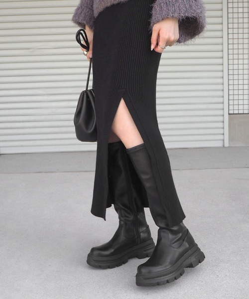 minia（ミニア）の「スニーカーソールロングブーツ ＜ インヒールストレッチ・ニットコンビ ＞（ブーツ・レディース・ブラック系1/ブラック系2・S/M/L）」の18枚目の写真
