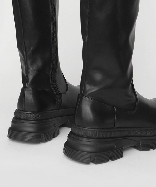 minia（ミニア）の「スニーカーソールロングブーツ ＜ インヒールストレッチ・ニットコンビ ＞（ブーツ・レディース・ブラック系1/ブラック系2・S/M/L）」の6枚目の写真